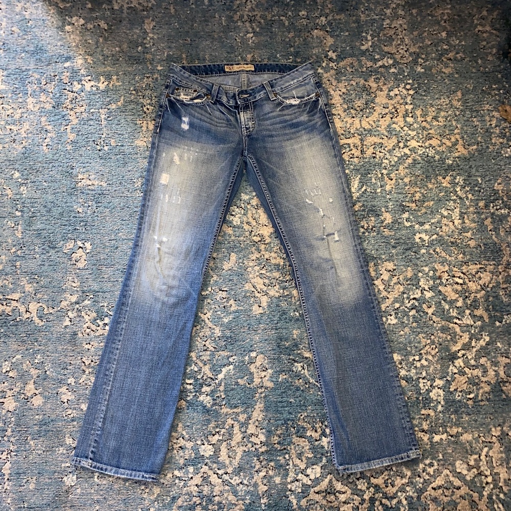 Buckle Jeans